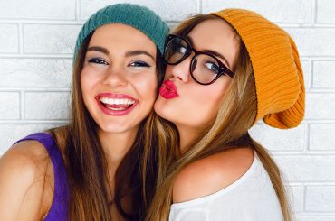 Reasons Why Glasses Is Getting More Popular In The Past Decade
