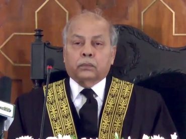 Chief Justice orders to check the degrees of police officers all over the country