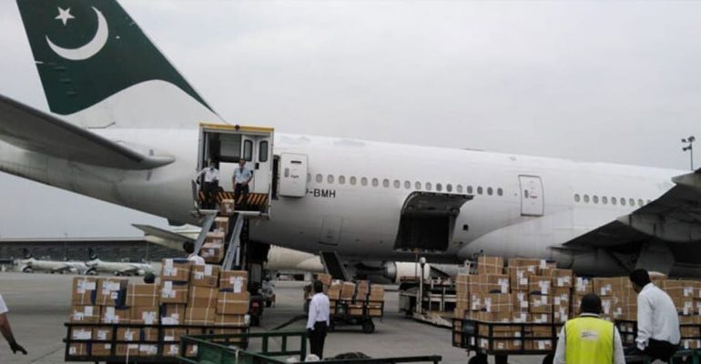 Pakistan dispatch three planes of COVID-19 relief goods to Iraq