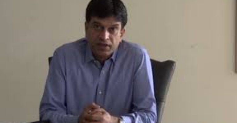 Despite colossal contribution, cottage industry a neglected sector in Pakistan, says Hashim Raza