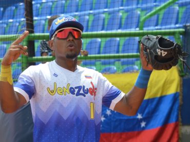 1-5-370x277 Whenever Nawaz Sharif's name comes up, idea of ​​development, peace comes to minds, says Maryam Nawaz