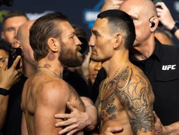 McGregor makes weight ahead of UFC 329 bout against Holloway