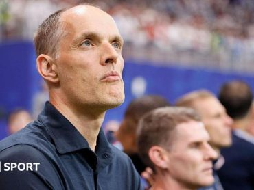 Tuchel urges England to finish strongly in emotional address