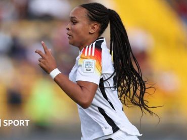 Arsenal sign Germany forward Baum from RB Leipzig