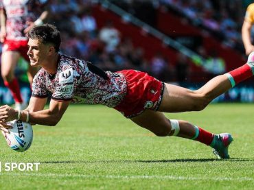 Leigh hold off Castleford to boost play-off hopes