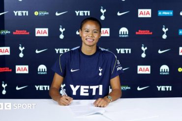 Tottenham sign France defender Sombath from Lyon