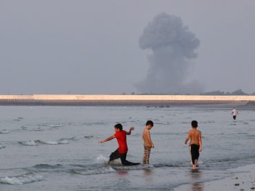 Iran war live: US launches more attacks; UAE says 1 killed in tanker strike