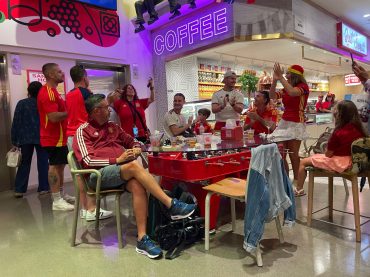 ‘Spanish style’ wins over New York’s die-hard World Cup fans ahead of final