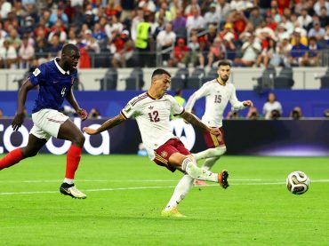 Spain deliver masterclass to beat France 2-0 and reach World Cup final