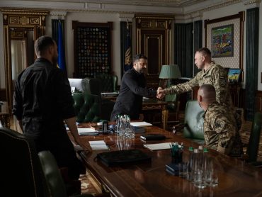 Zelenskyy replaces Ukraine military chief after protests
