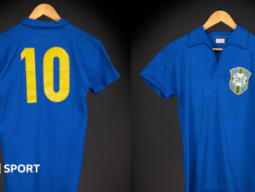 Pele's 1958 World Cup final shirt sells for $4.9m