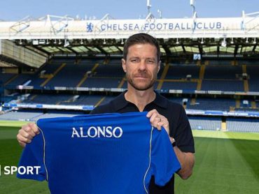 Timing took me to Chelsea rather than Liverpool – Alonso